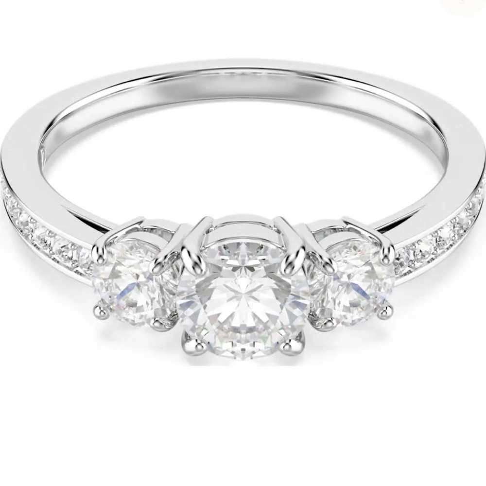 Swarovski Elegant Silver Triple Stone Ring BNIB